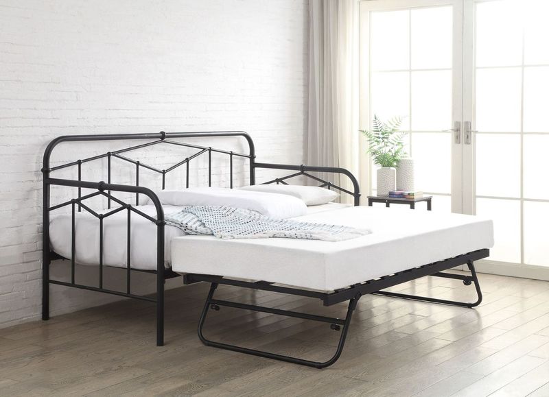 Axton Metal Daybed