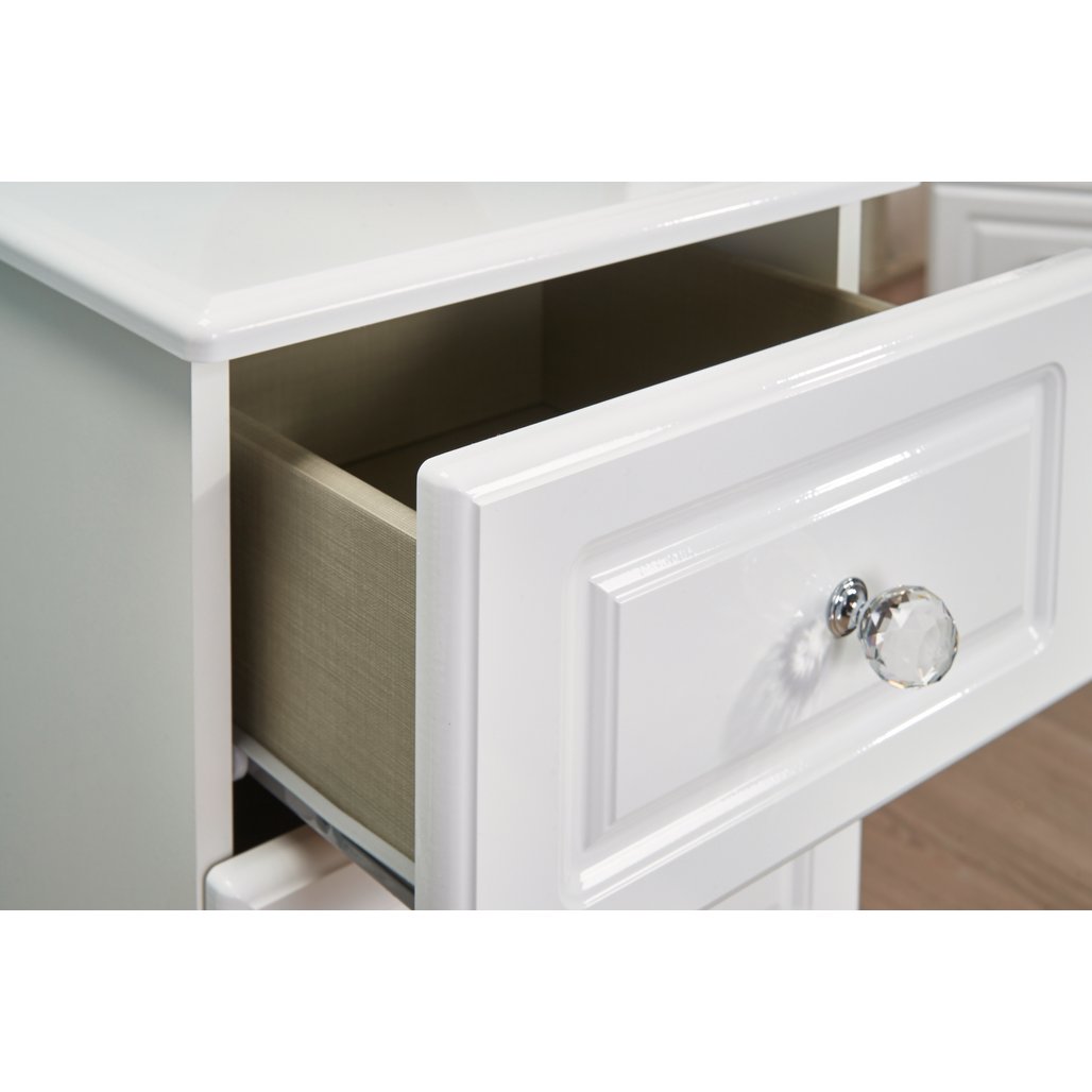 Balmoral 3 Drawer Bedside Table
