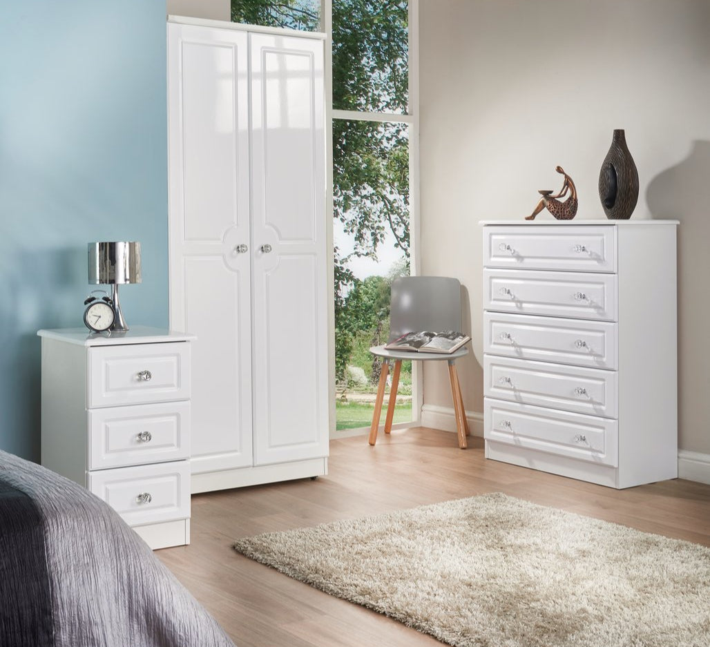 Balmoral 3 Drawer Bedside Table