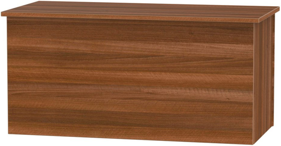 Contrast Blanket Box