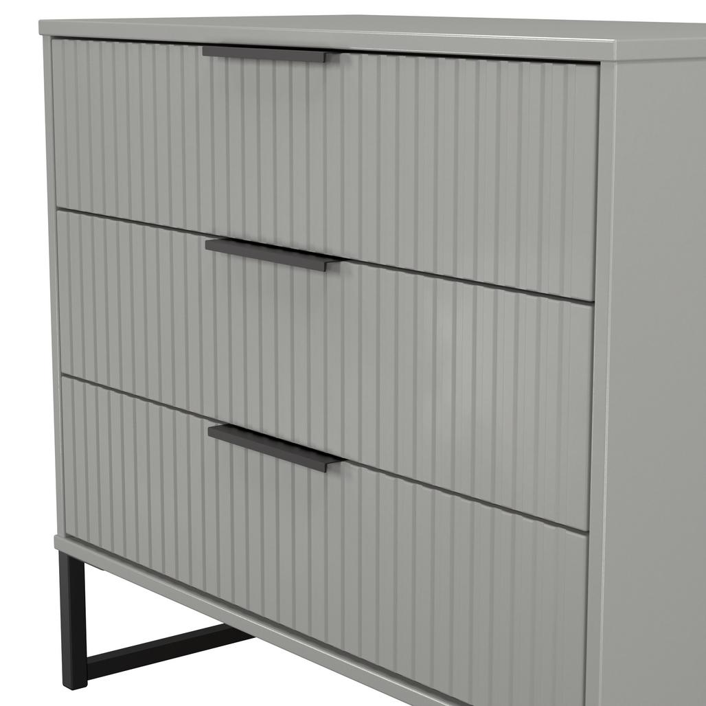 Fluted 3 Drawer Chest with Black Sleigh Legs
