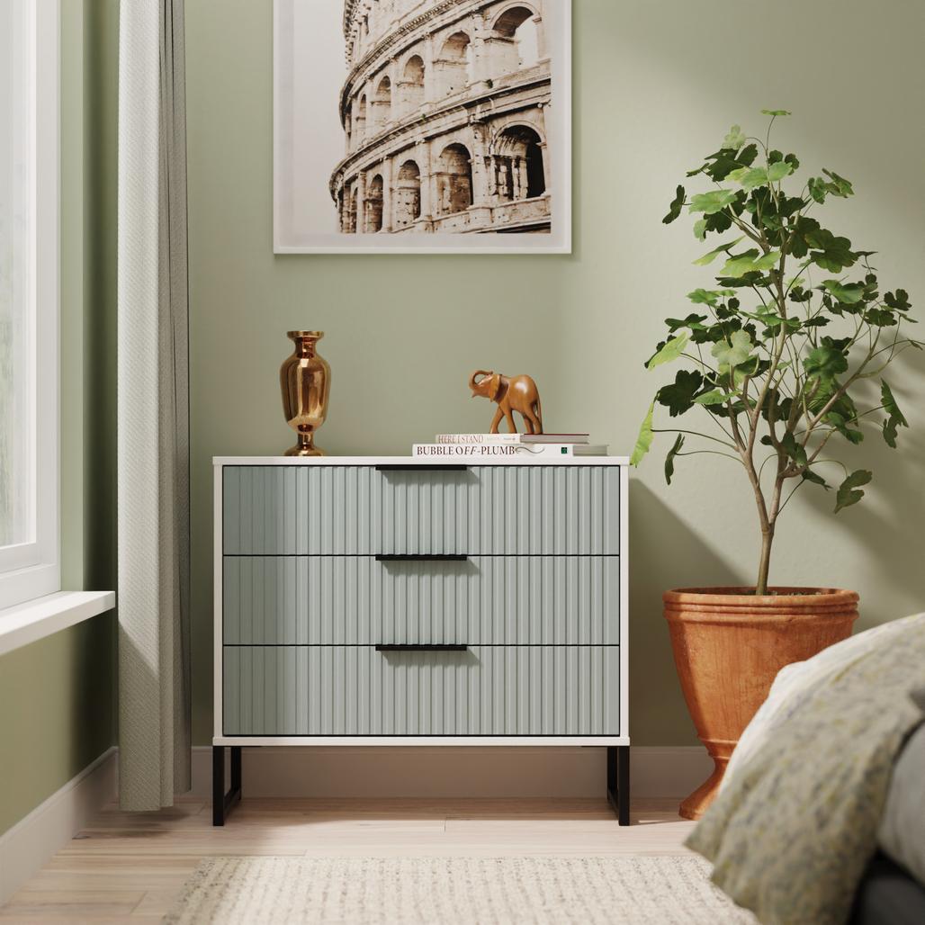 Fluted 3 Drawer Chest with Black Sleigh Legs