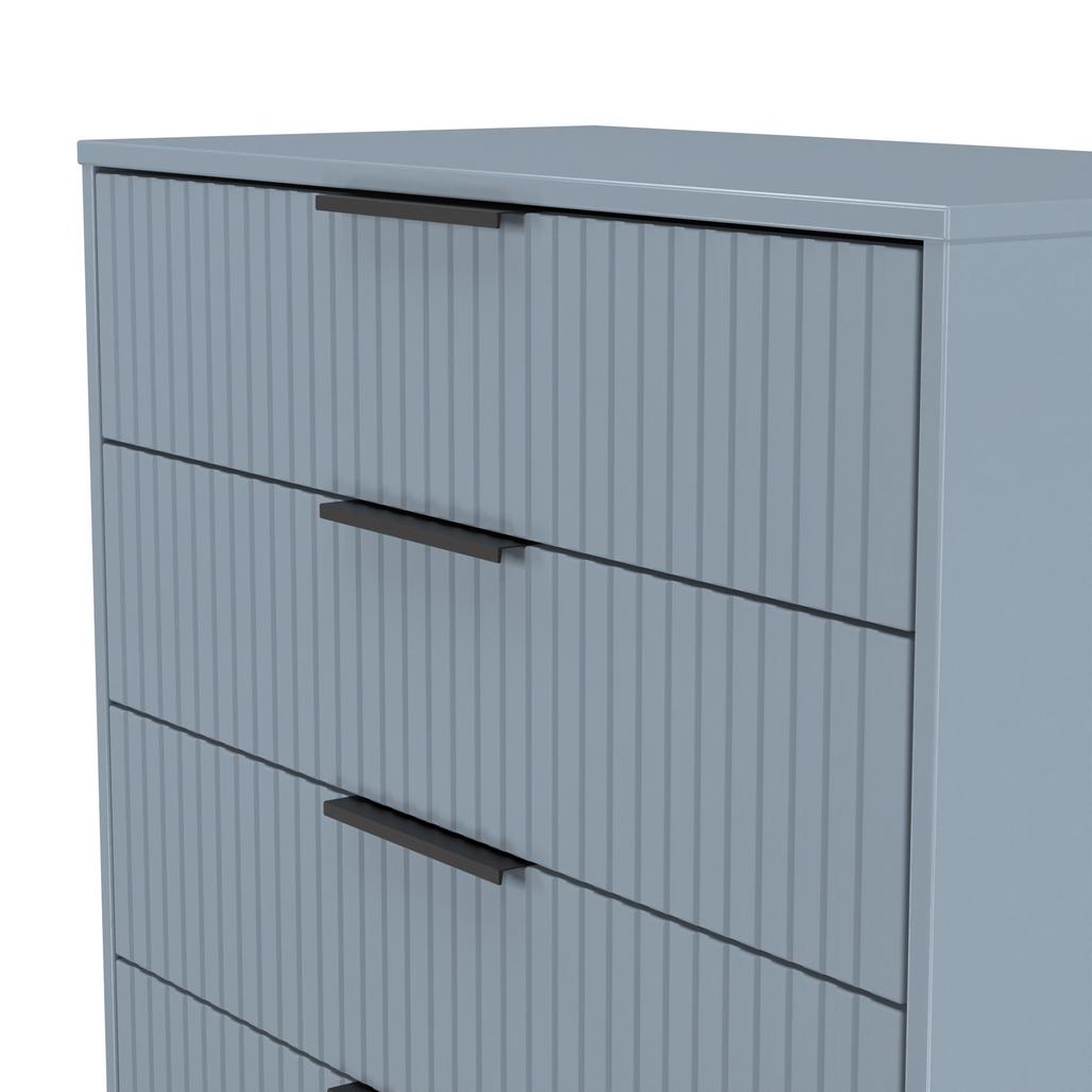 Fluted 5 Drawer Chest with Black Sleigh Legs