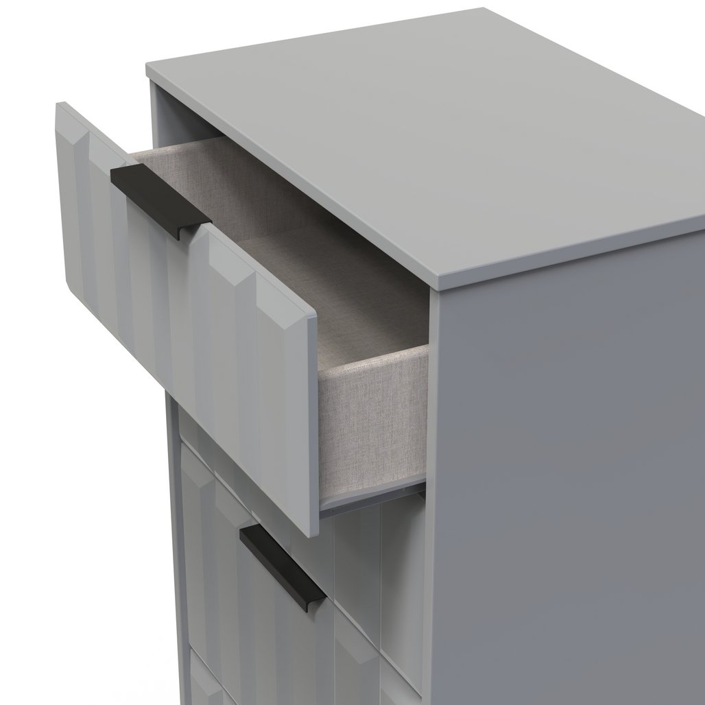 New York 4 Drawer Deep Midi Chest with Black Handles