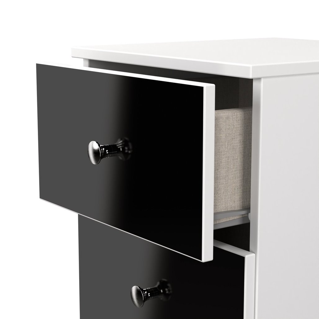 Yarmouth 3 Drawer Bedside Table