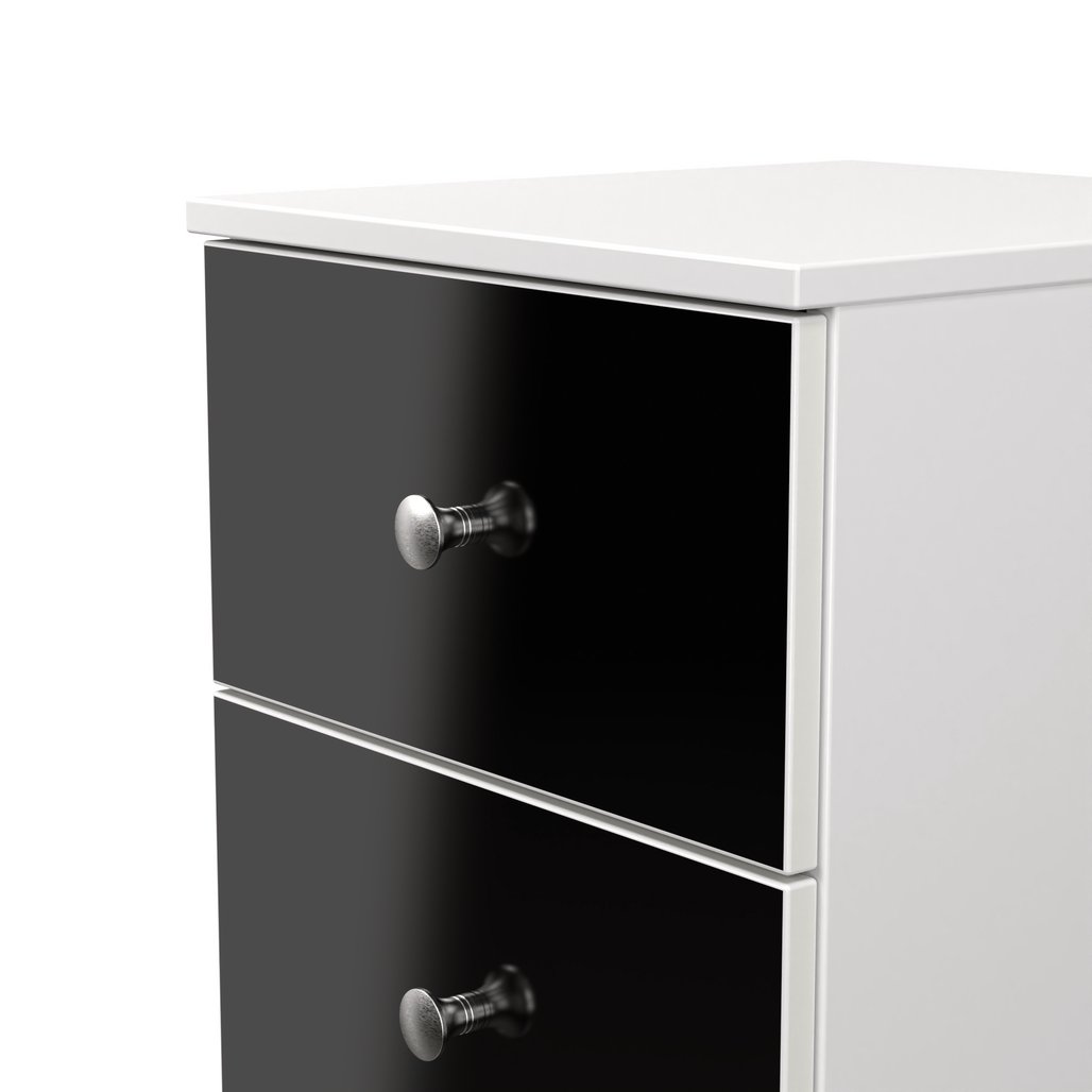 Yarmouth 2 Drawer Bedside Table
