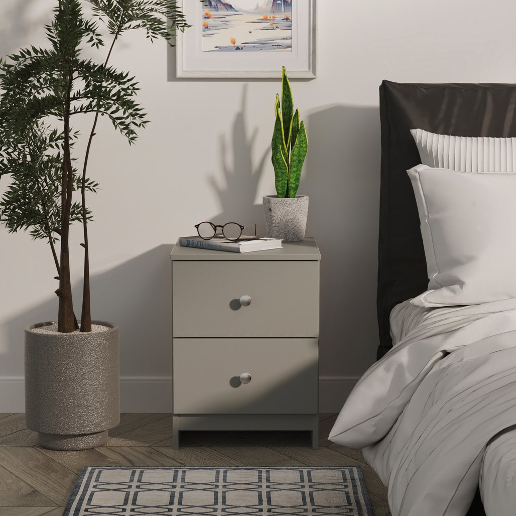 Yarmouth 2 Drawer Bedside Table