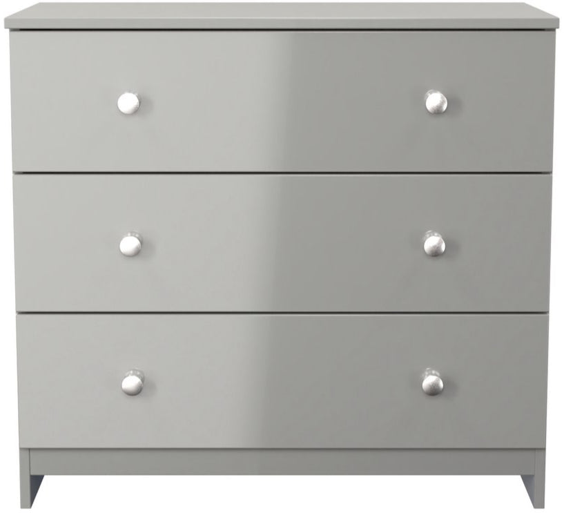 Yarmouth 3 Drawer Chest