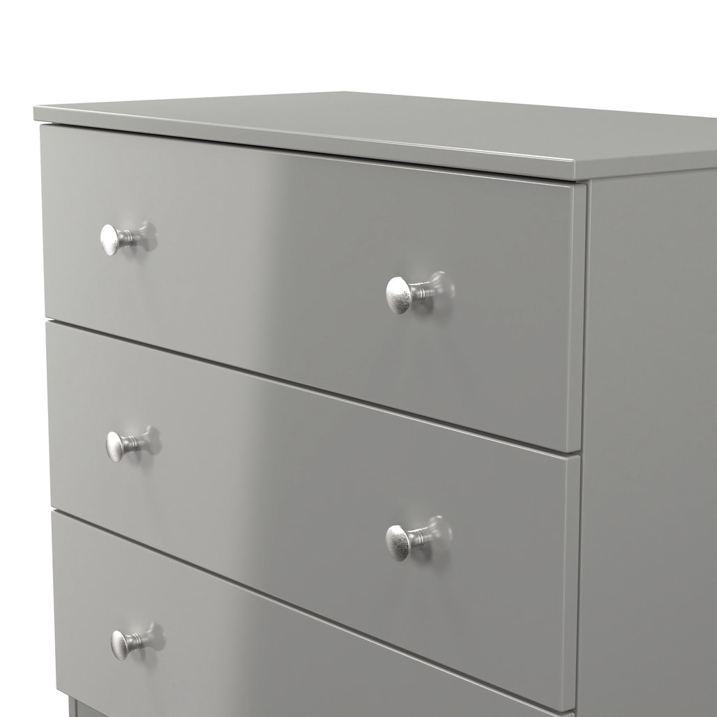 Yarmouth 3 Drawer Chest