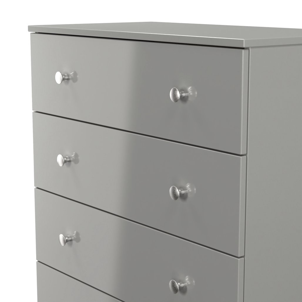Yarmouth 5 Drawer Chest