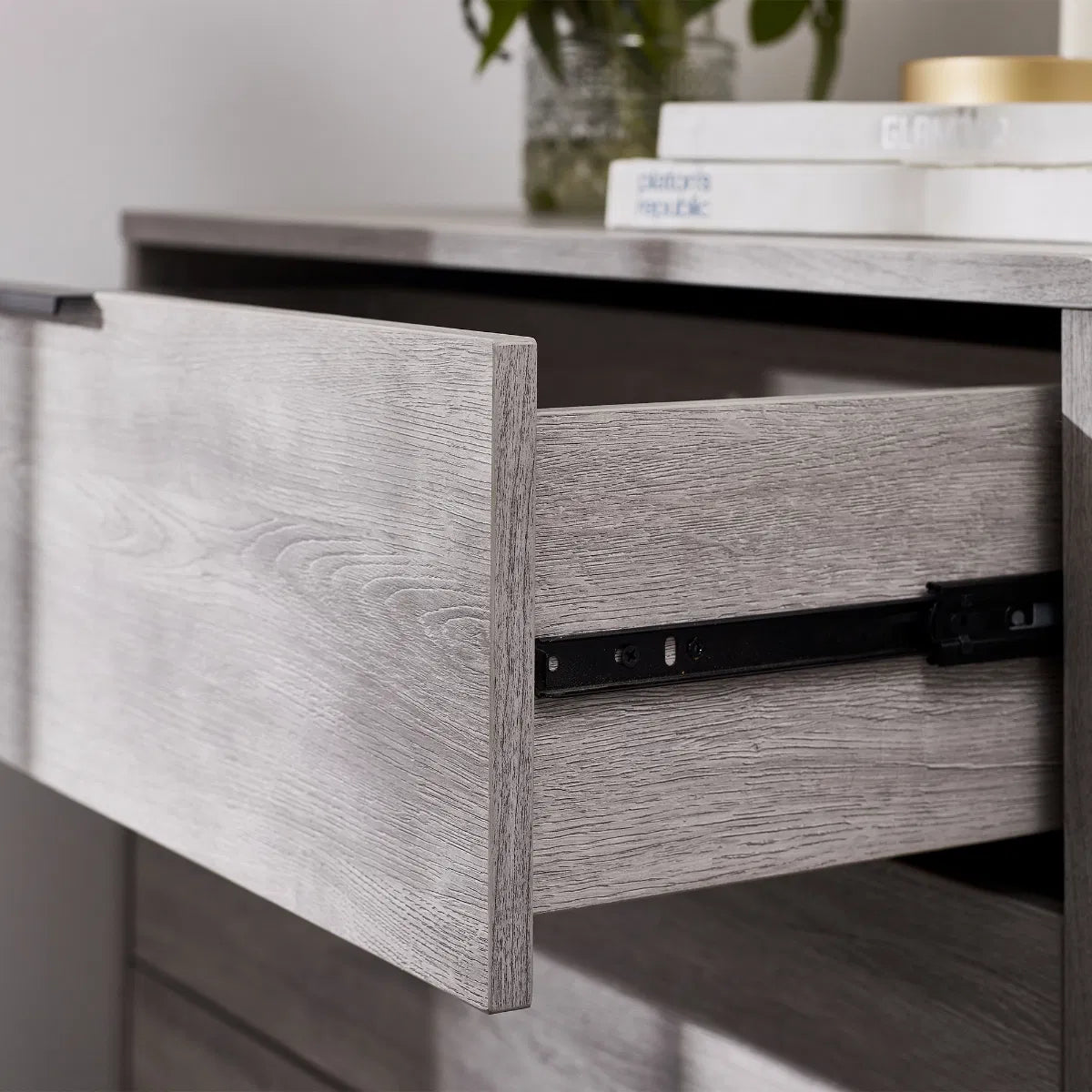 Bali 4 Drawer Chest - Julian Bowen