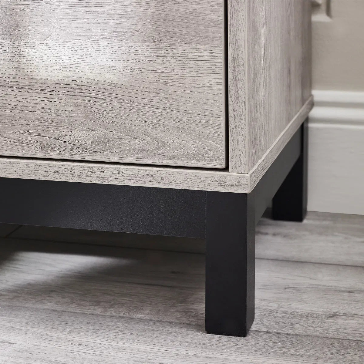 Bali 4 Drawer Chest - Julian Bowen