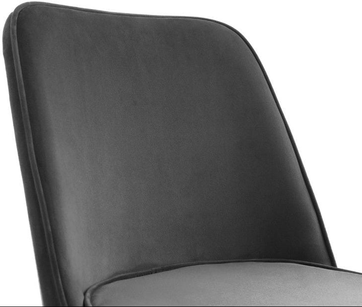 Berwick Round Table & 4 Burgess Chairs - Julian Bowen