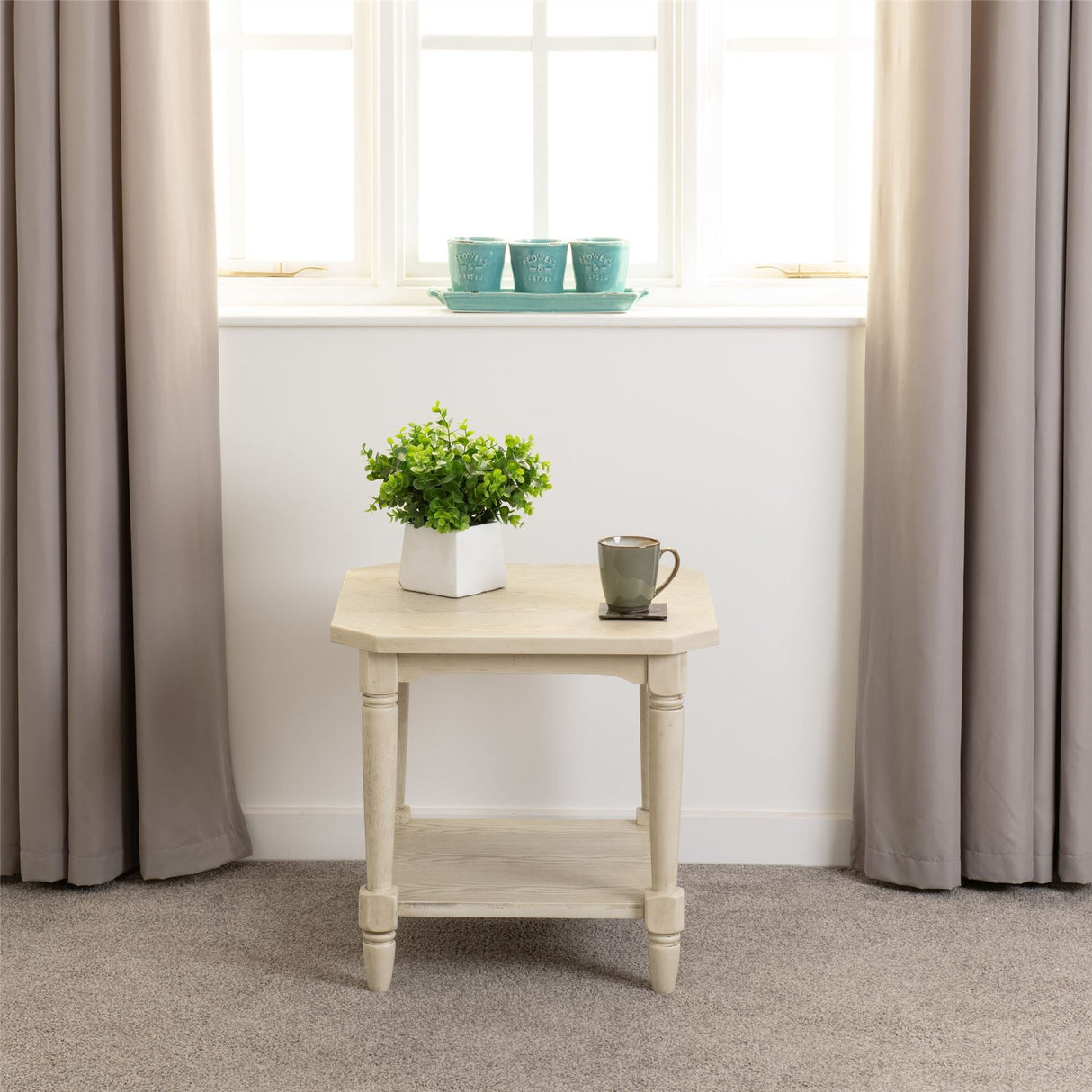 Chantilly Side Table - Seconique