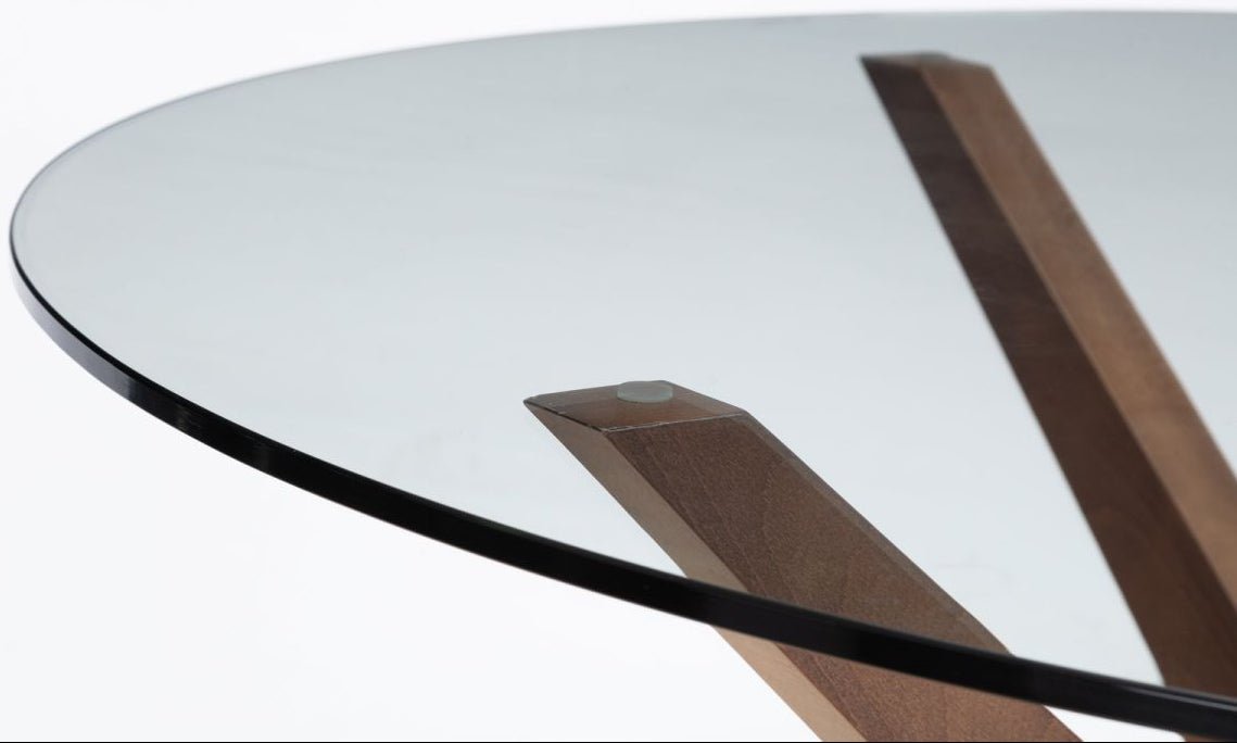 Chelsea Round Dining Table with 4 Kensington Chairs - Julian Bowen