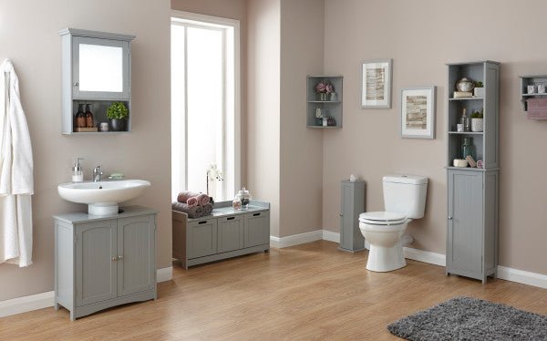 Colonial 3 Door Storage Bench - GFW