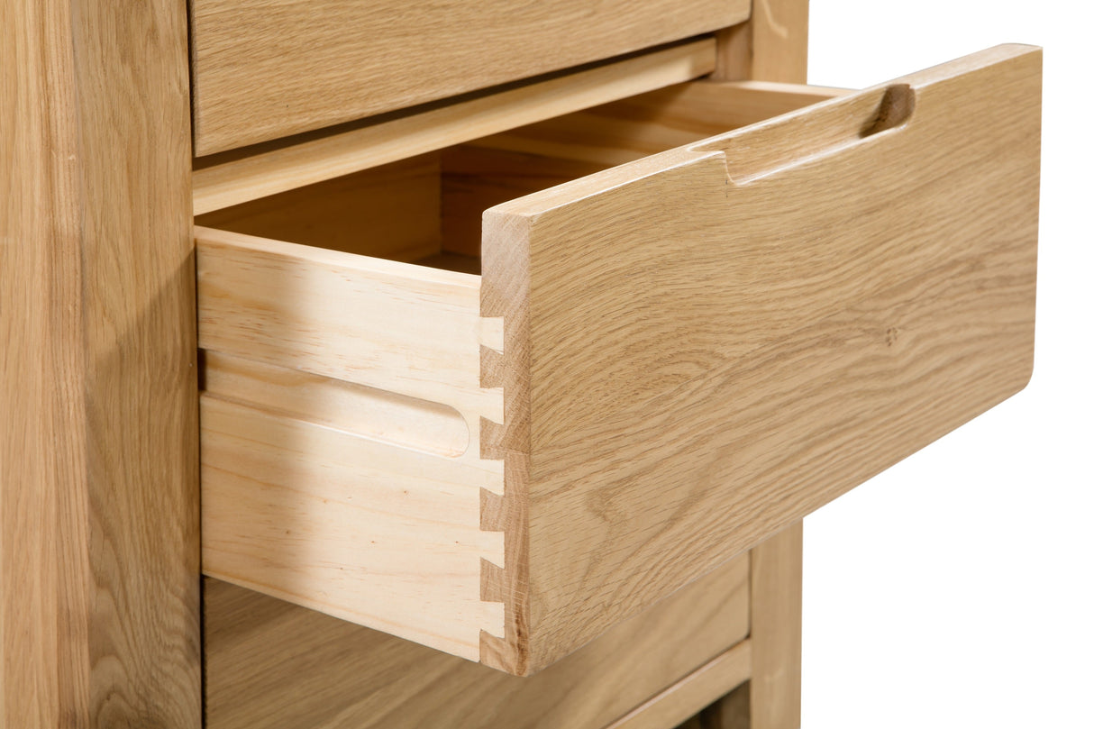 Curve 3+2 Drawer Chest - Julian Bowen
