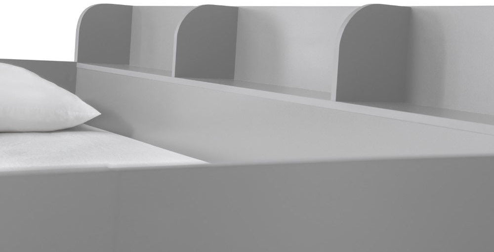 Domino Triple Sleeper - Julian Bowen