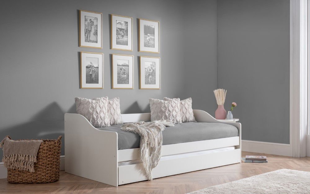 Elba Daybed - Julian Bowen