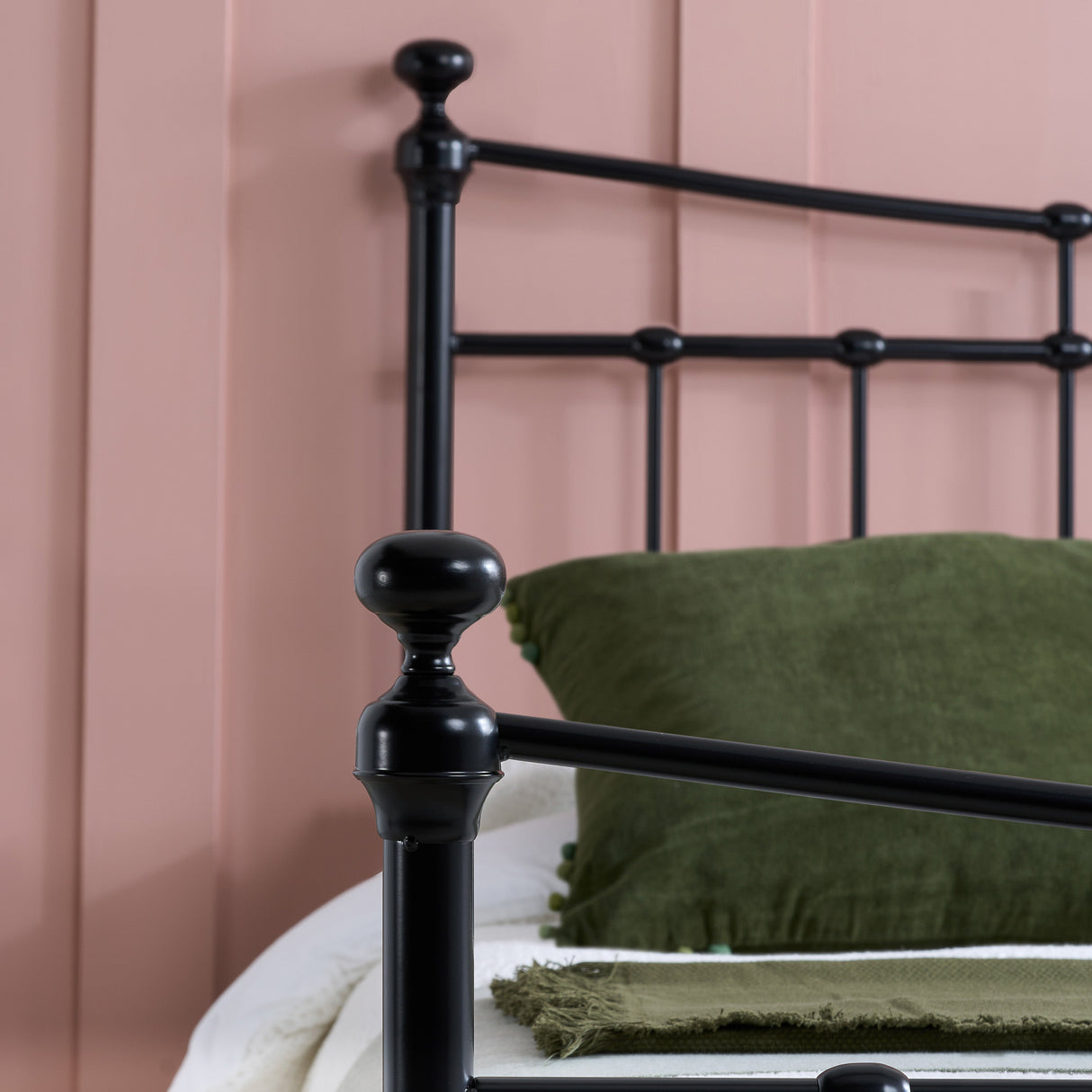 Emily Metal Bed - Birlea