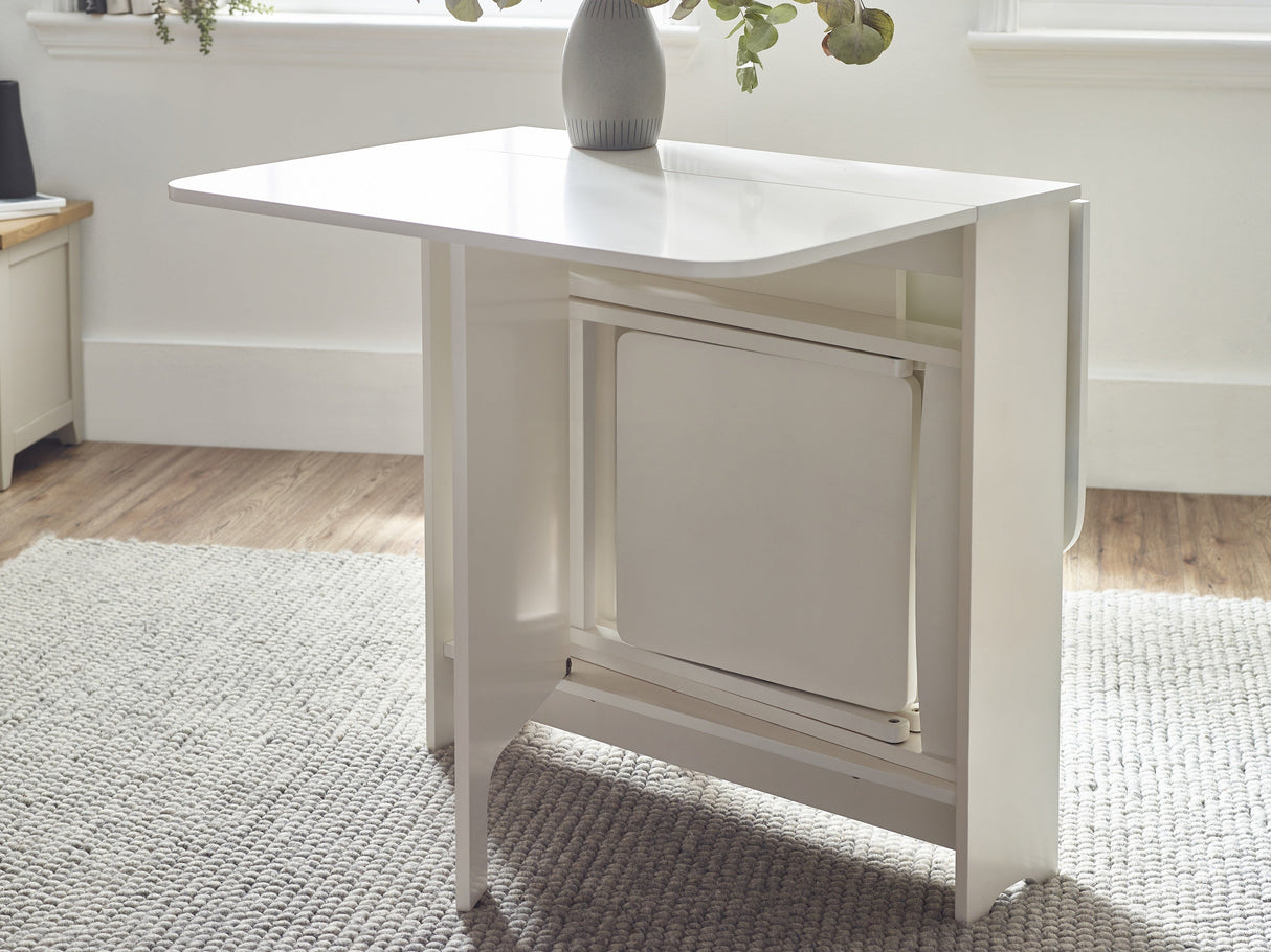 Gatan Small Gateleg Table with 2 Foldaway Chairs - Julian Bowen