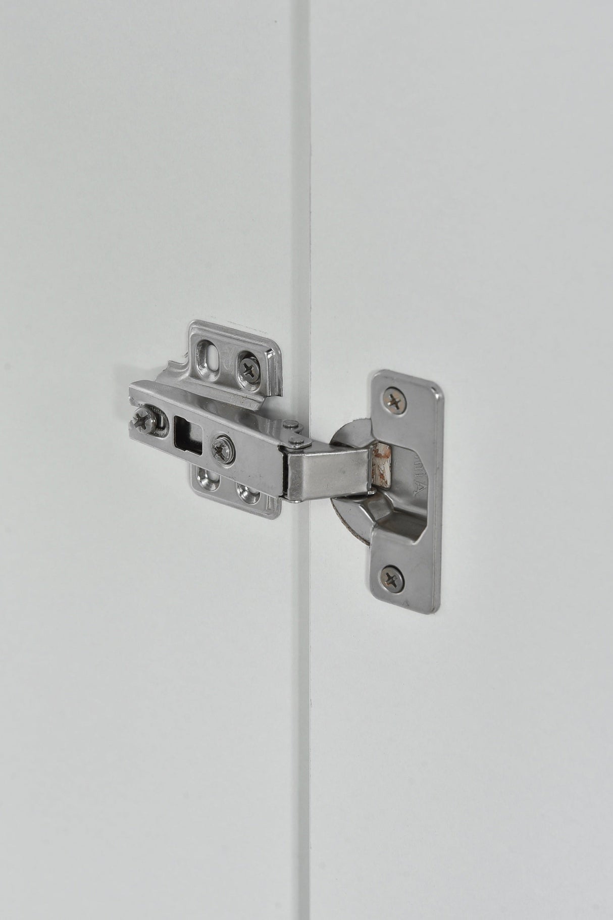 Highbury 3 Door Triple Wardrobe - Swish Furniture