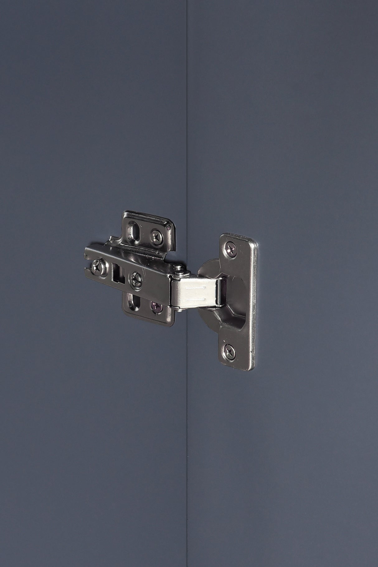 Highbury 4 Piece Bedroom Set With 2 Door Double Wardrobe - Swish Furniture