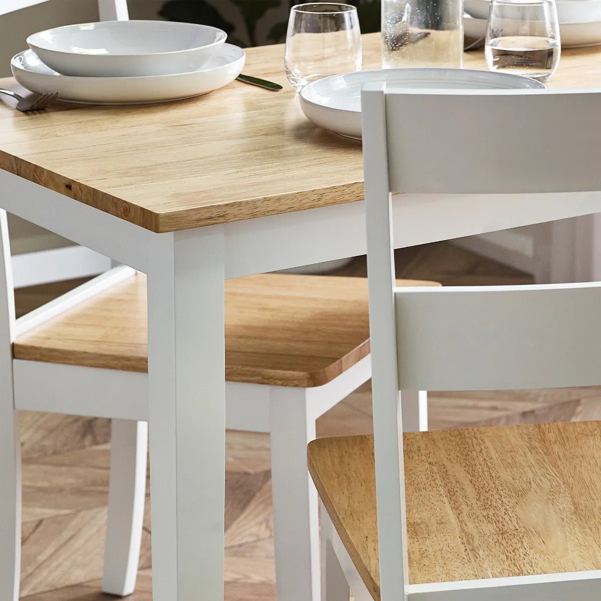 Linwood Small Dining Table - Julian Bowen
