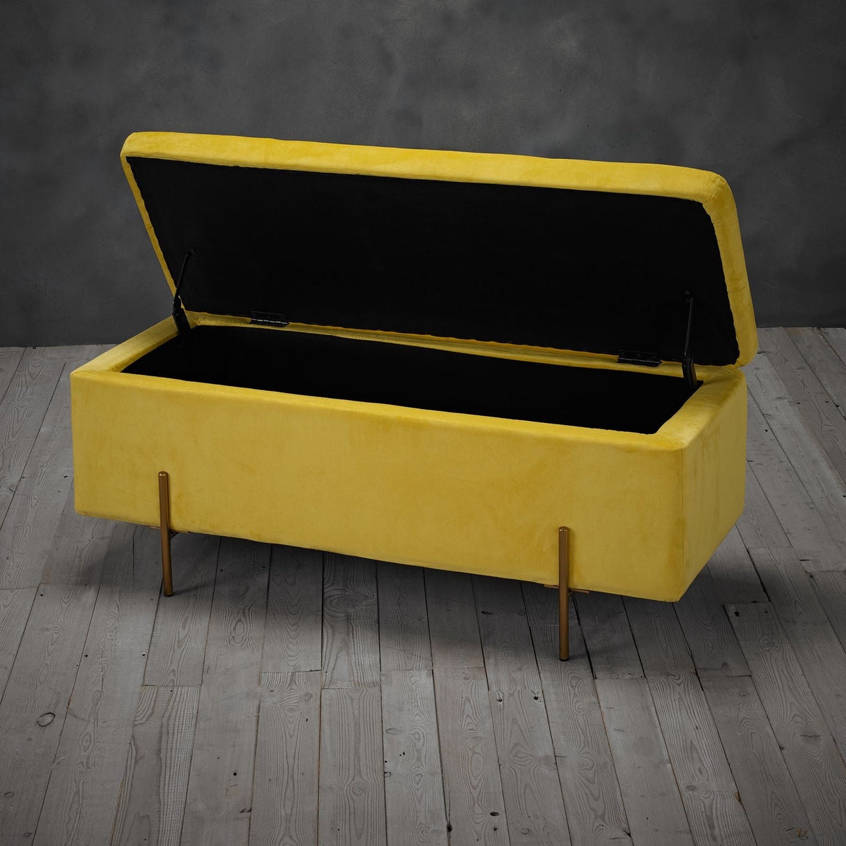 Lola Storage Ottoman - LPD