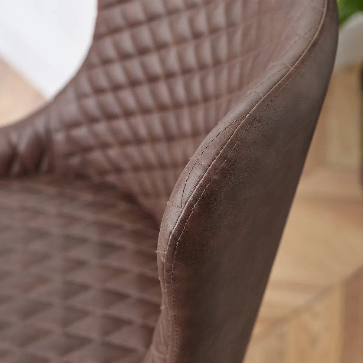 Luxe Faux Leather Office Chair - Julian Bowen