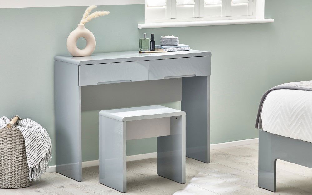 Manhattan Dressing Stool - Julian Bowen