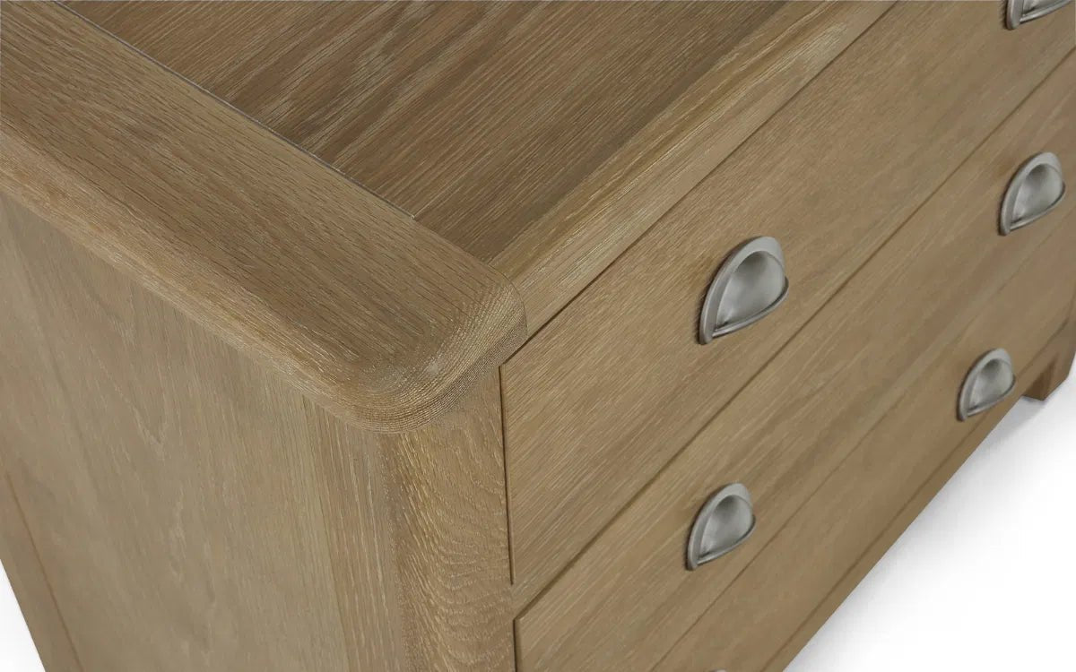Memphis 3 Drawer Chest - Julian Bowen