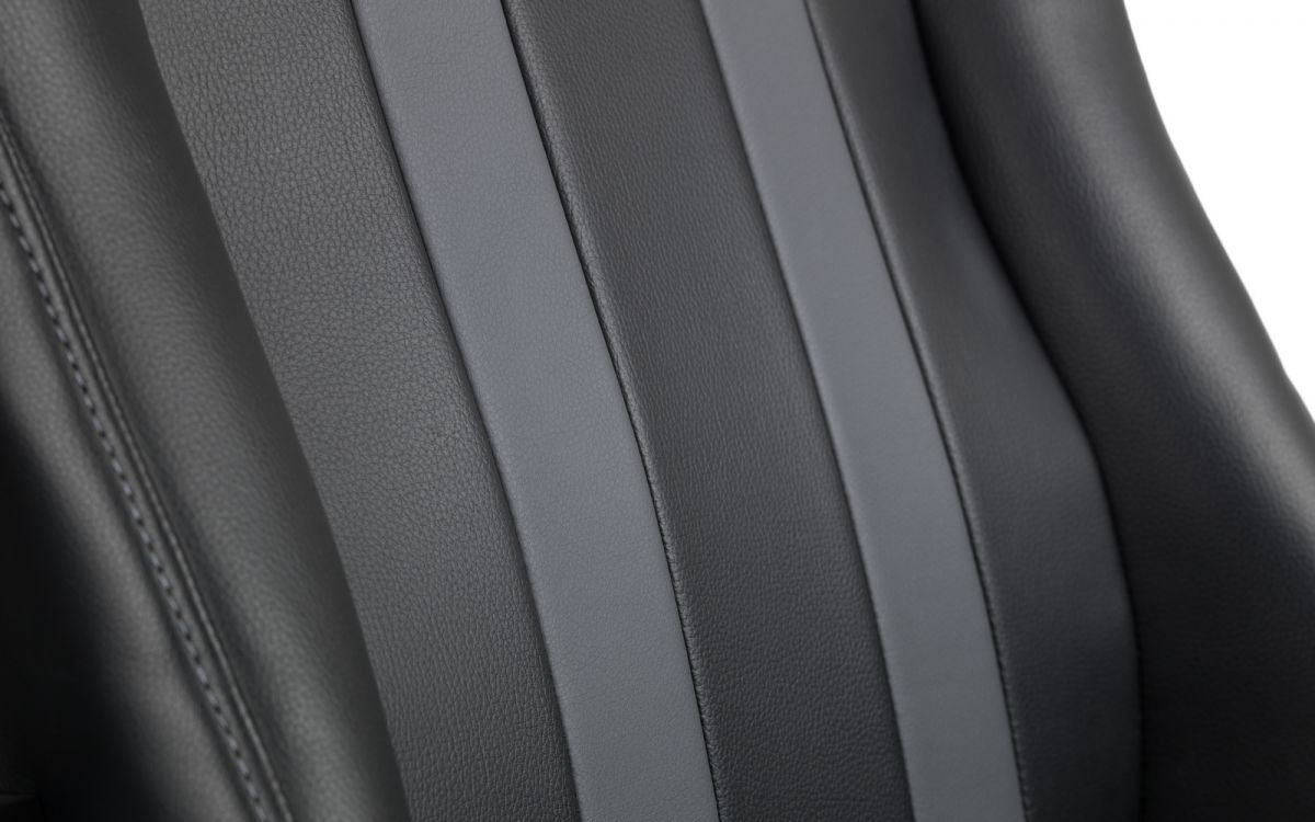 Meteor Gaming Chair - Julian Bowen