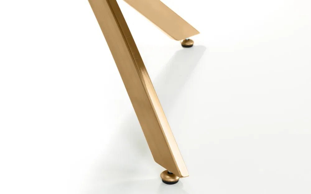 Montero Round Dining Table - Julian Bowen