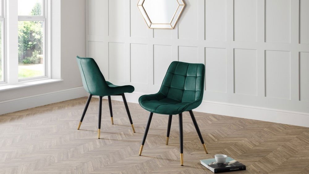 Montero Round Table & 4 Hadid Dining Chairs - Julian Bowen