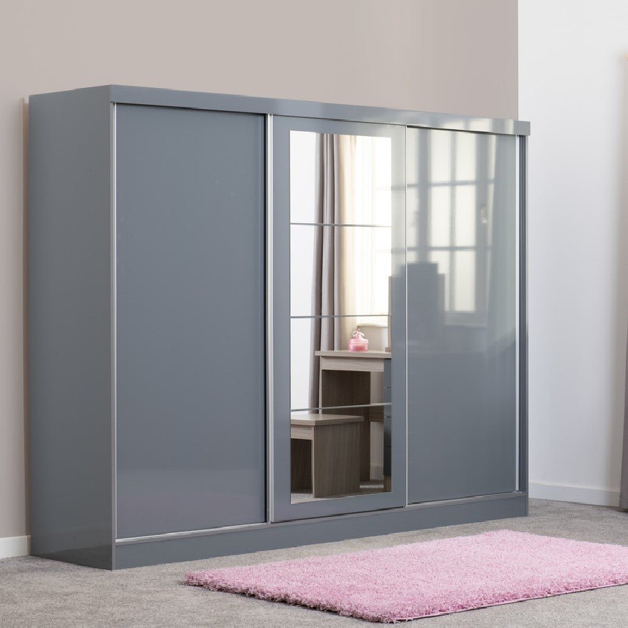 Nevada 3 Door Sliding Wardrobe - Seconique