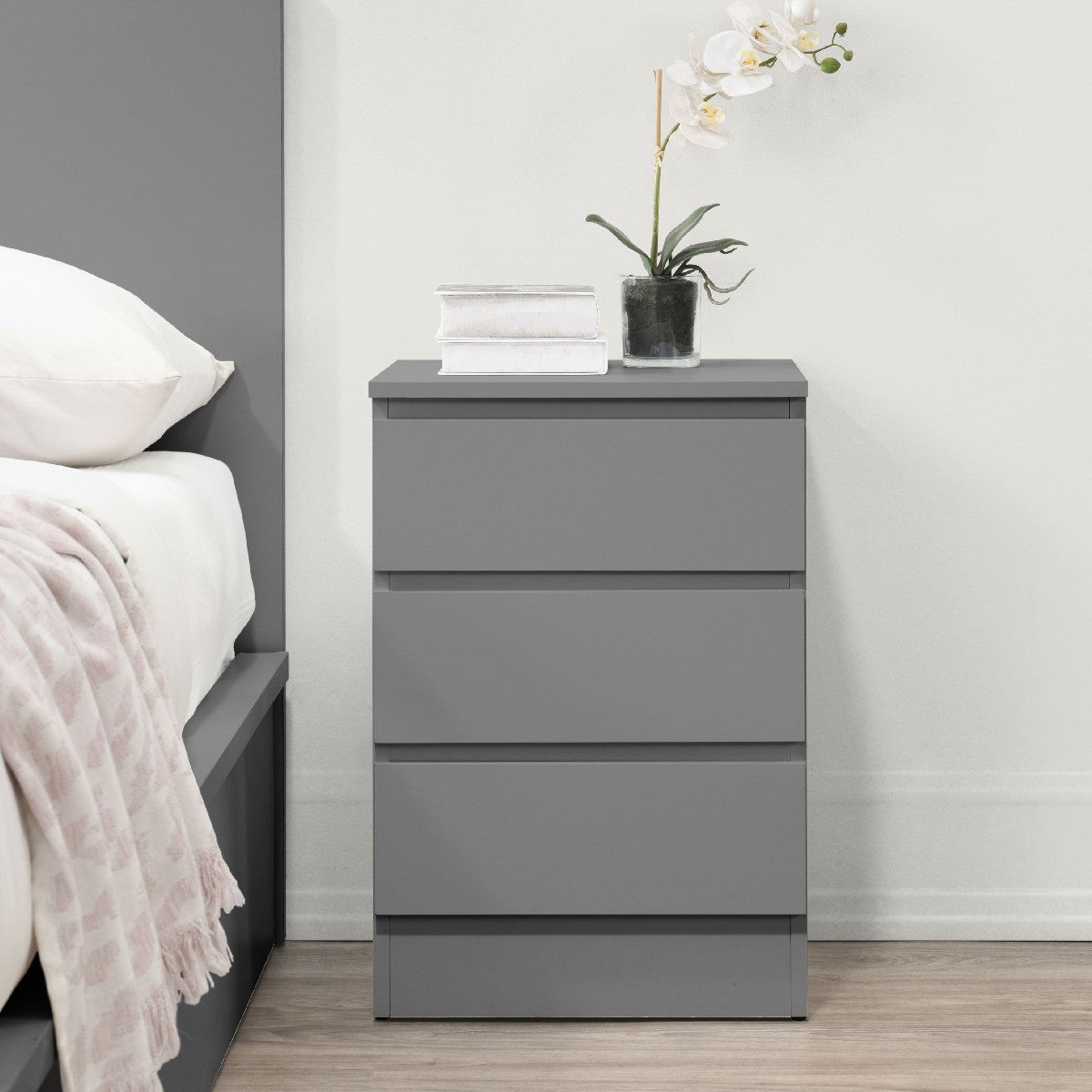 Oslo 3 Drawer Bedside Table - Birlea