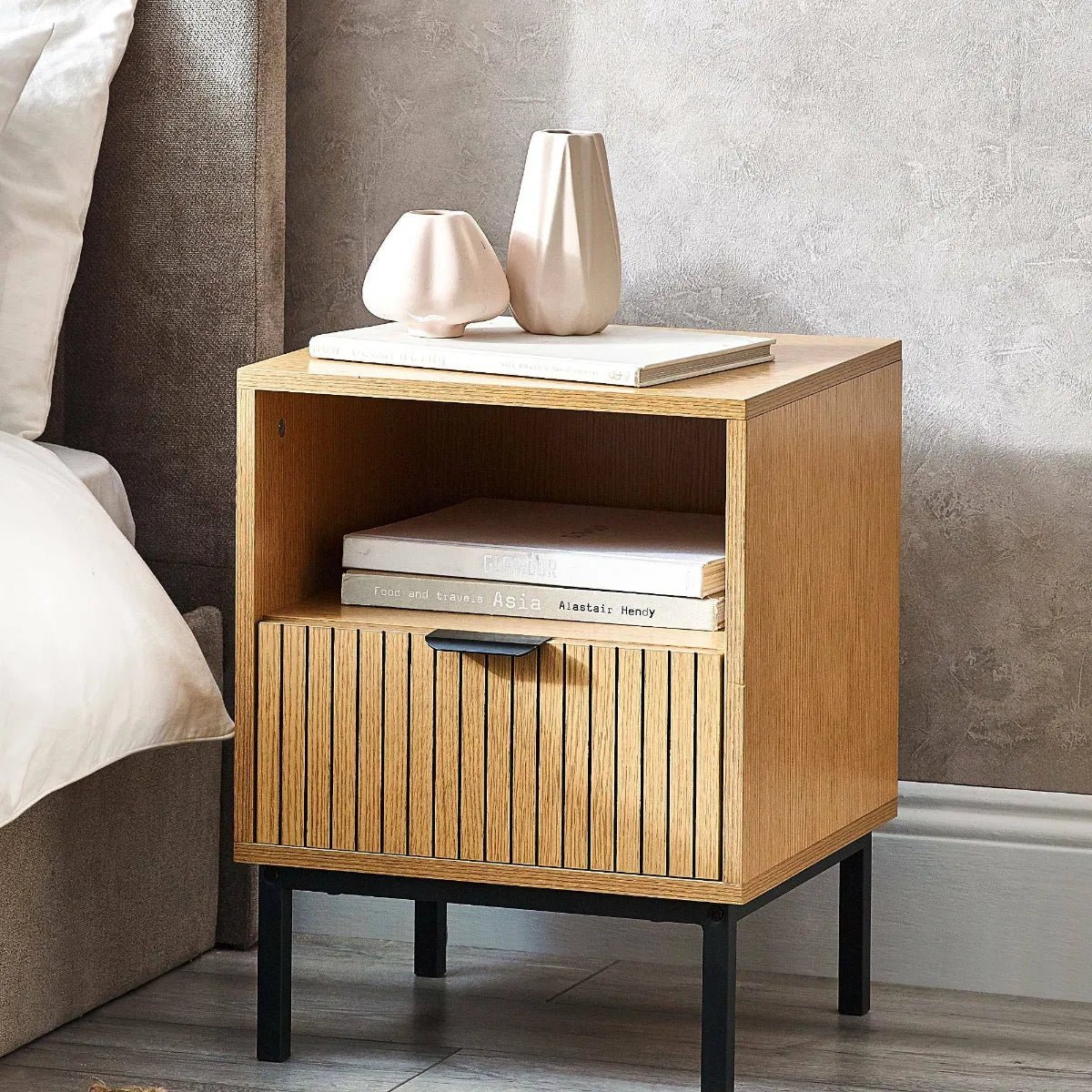 Sia 1 Drawer Side Table - Julian Bowen
