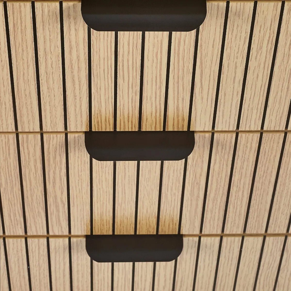 Sia 3 Drawer Chest - Julian Bowen