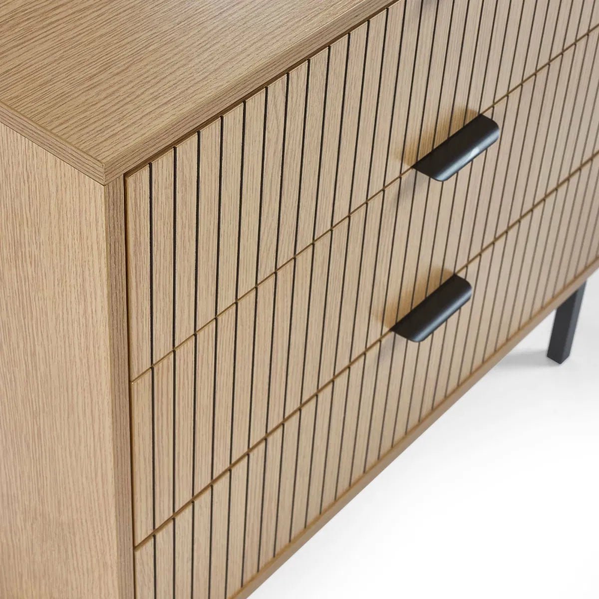 Sia 3 Drawer Chest - Julian Bowen