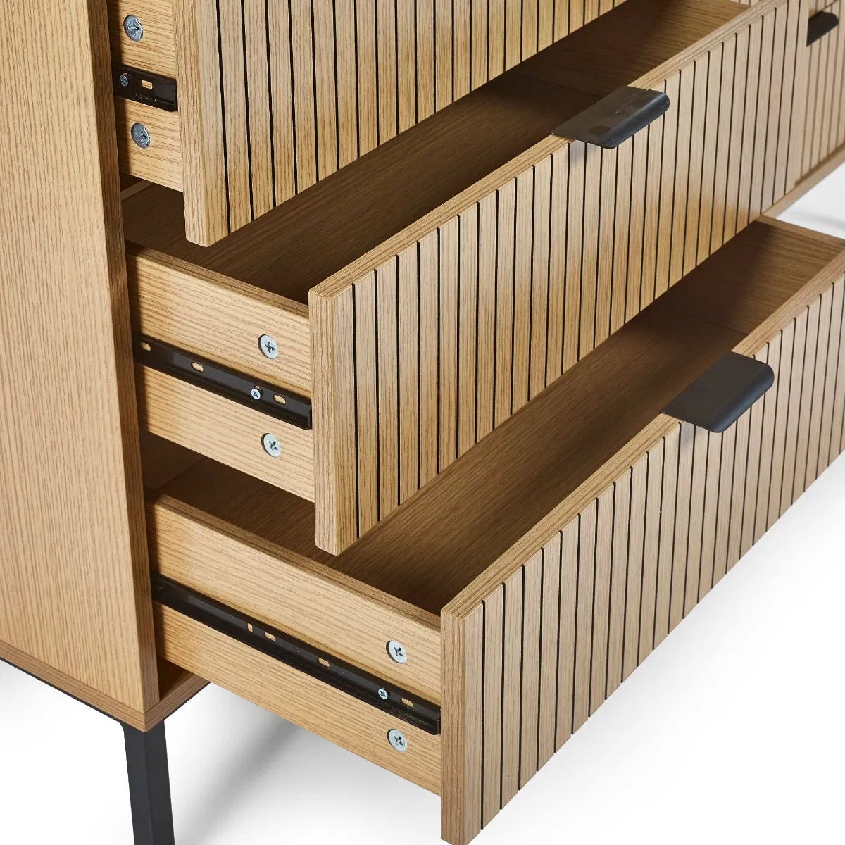 Sia 6 Drawer Chest - Julian Bowen