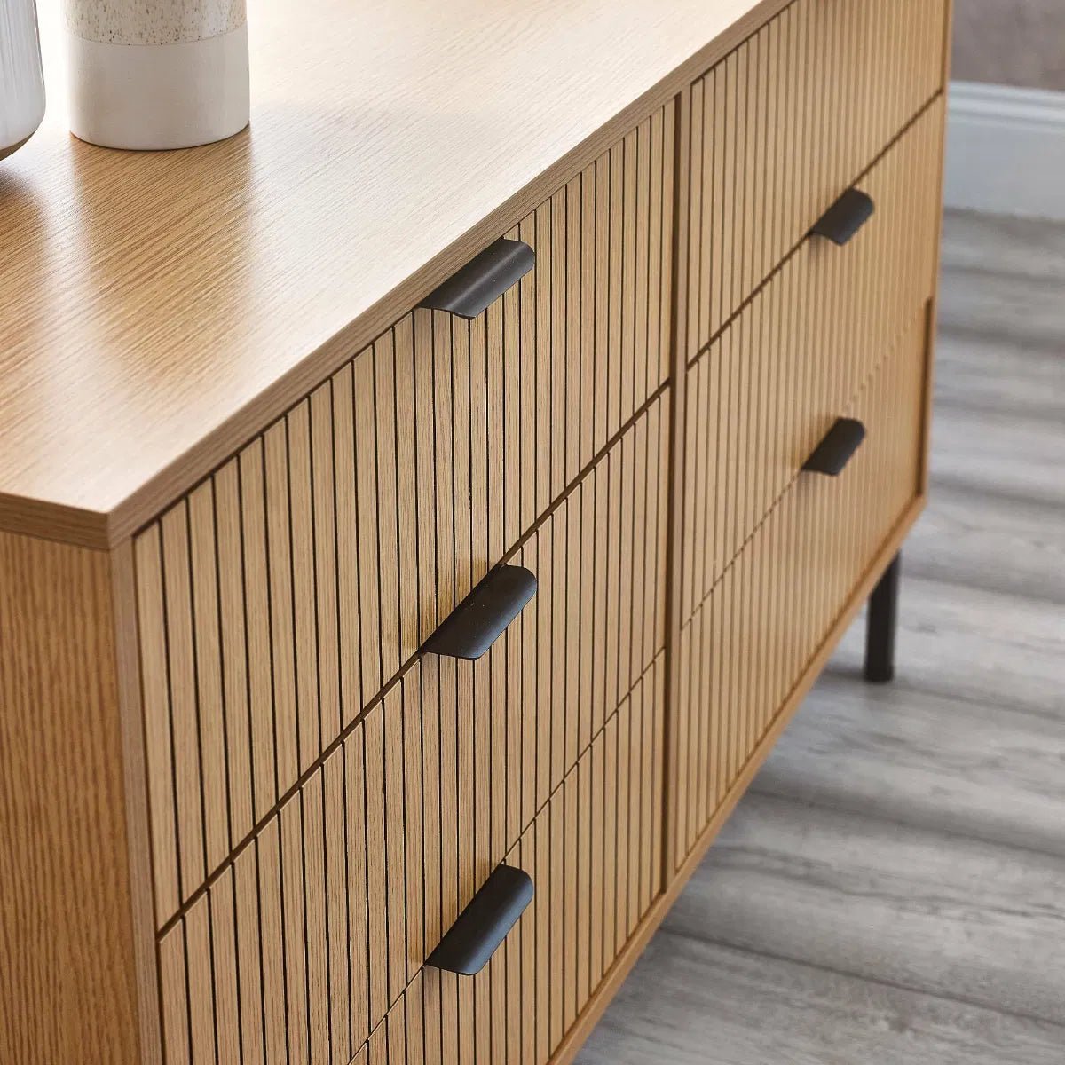Sia 6 Drawer Chest - Julian Bowen