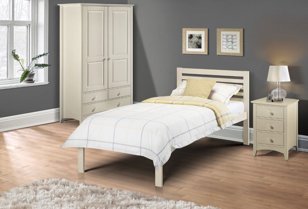 Slocum Bed - Julian Bowen