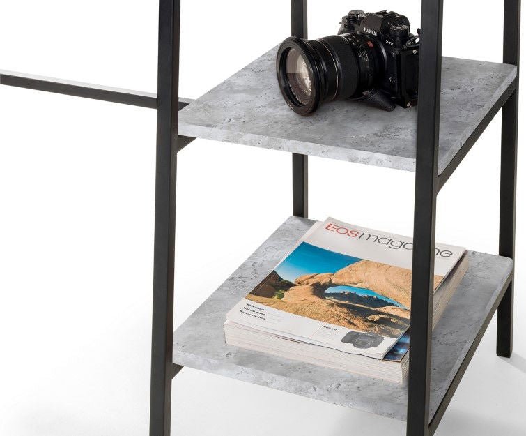 Staten Desk - Julian Bowen