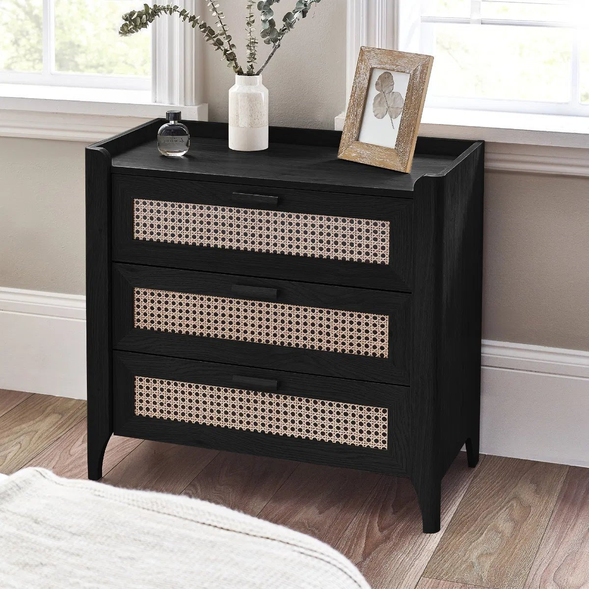 Sydney 3 Drawer Chest - Julian Bowen