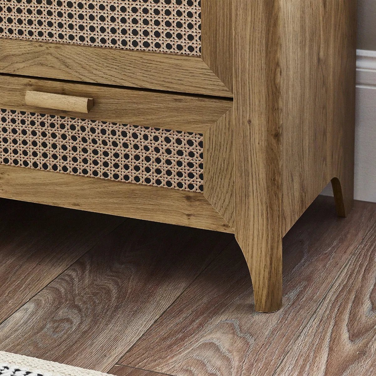 Sydney Wide 6 Drawer Chest - Julian Bowen