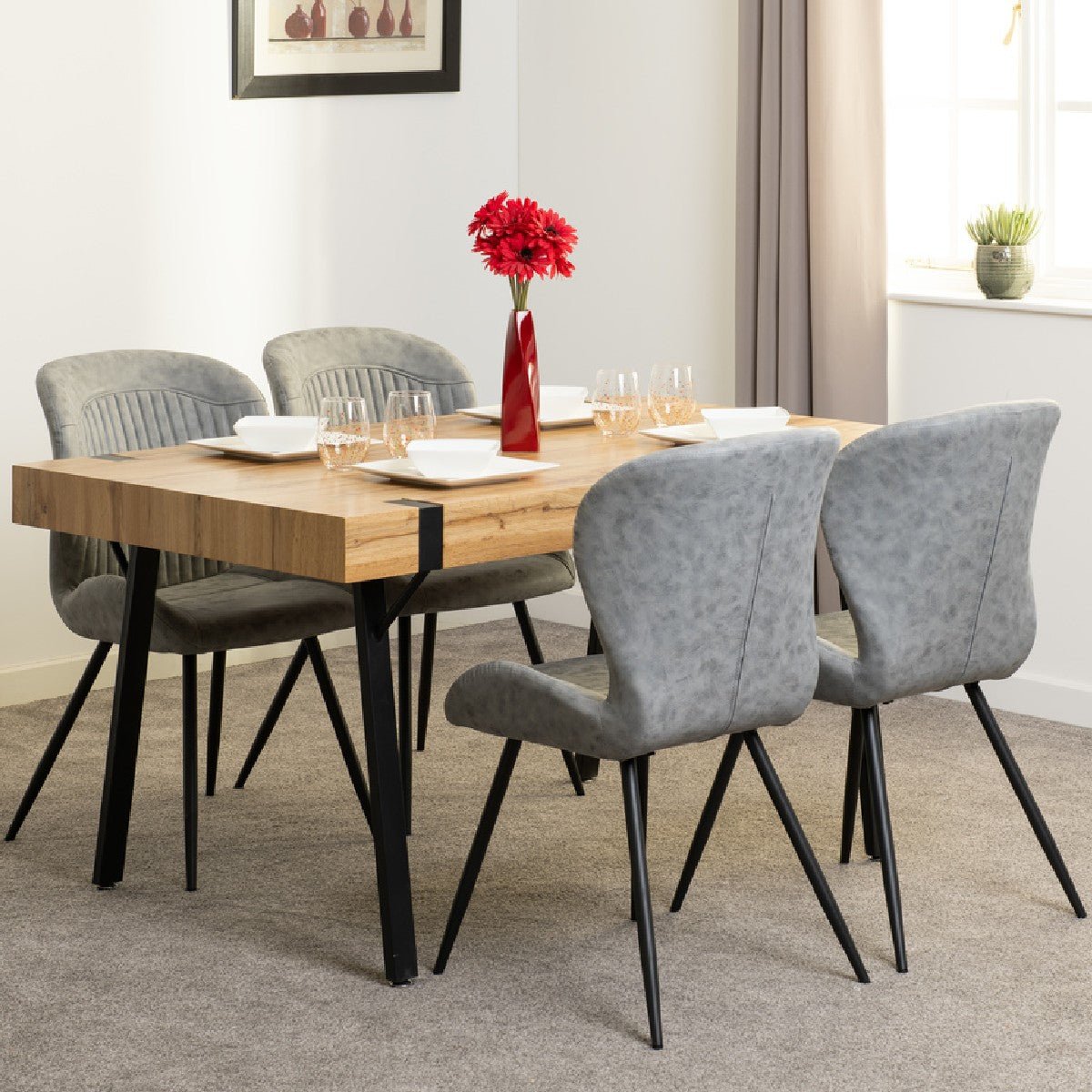 Treviso Industrial Dining Set with 4 Quebec Chairs - Seconique