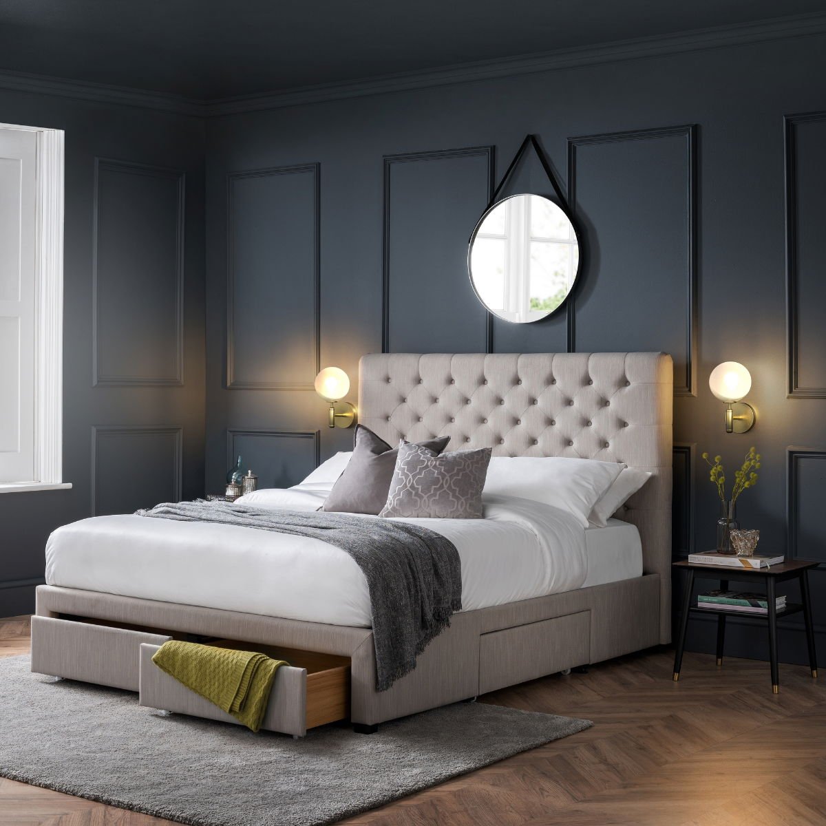 Wilton Deep Button 4 Drawer Bed - Julian Bowen