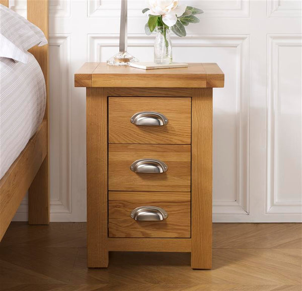 Oak Bedsides