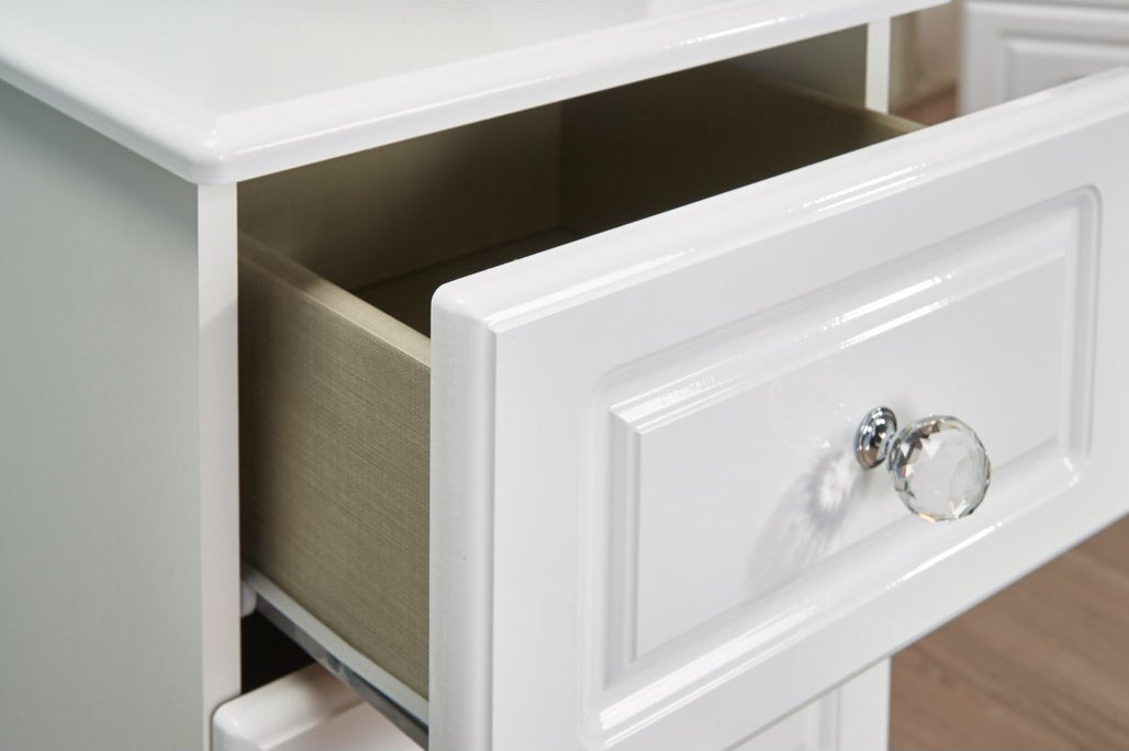 Balmoral 4 Drawer Bedside Table